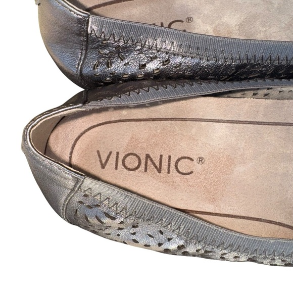 VIONIC Robyn Pewter Perforated Metallic Leather Ballet Flats Silver Shoes Sz 6.5 - Picture 8 of 12